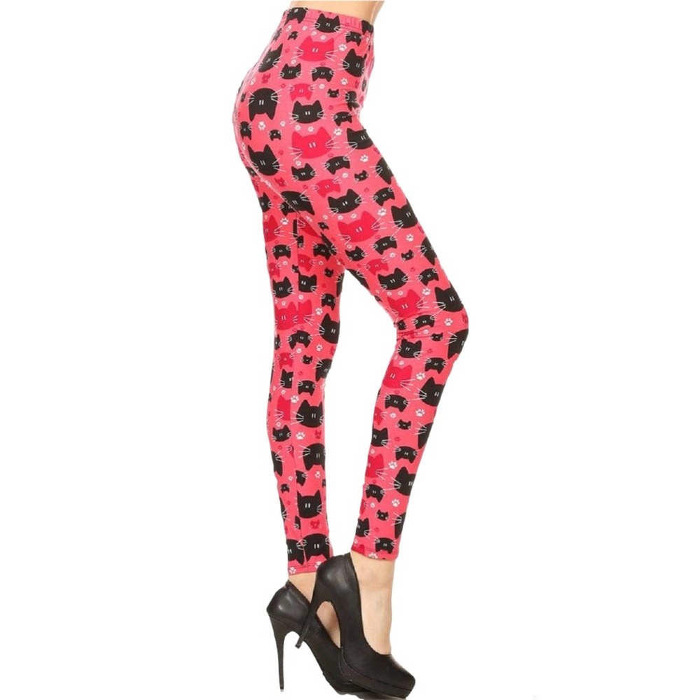 Pink Cats Animal Print Ultra Soft Leggings